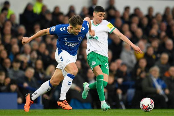 並撰文感嘆 並撰文感嘆